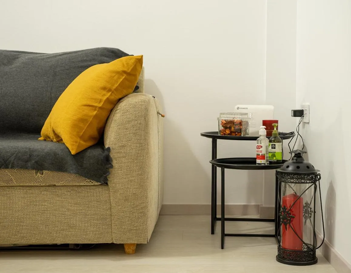 1Bd - Deer Traveler Central Apt 塞萨洛尼基 0*,  希腊